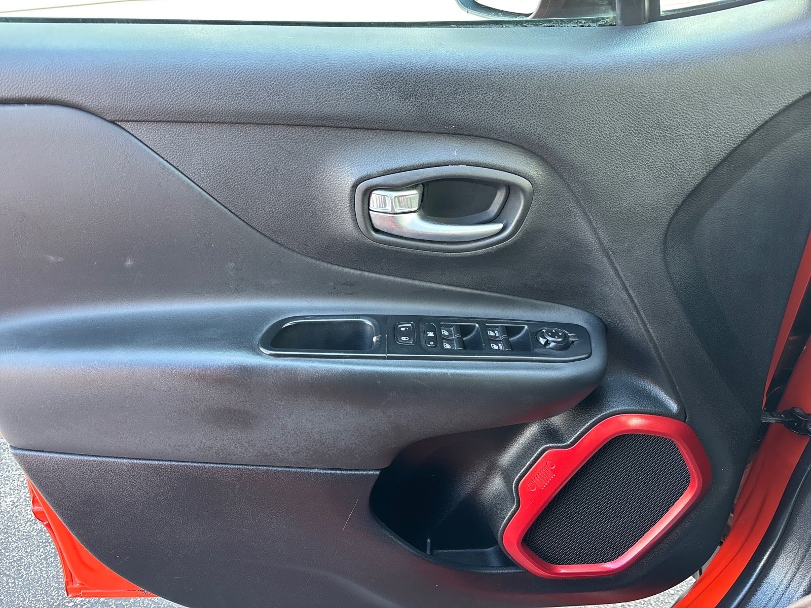 2016 Jeep Renegade Trailhawk